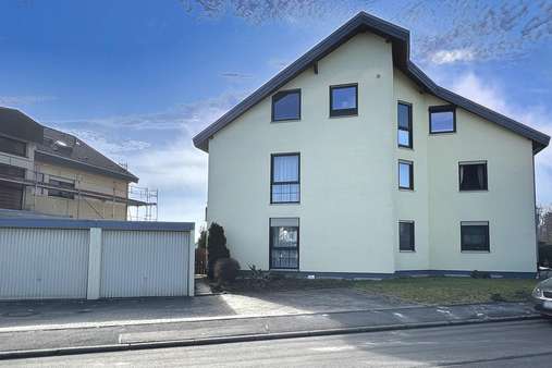 Hausansicht - Etagenwohnung in 97980 Bad Mergentheim mit 97m² kaufen