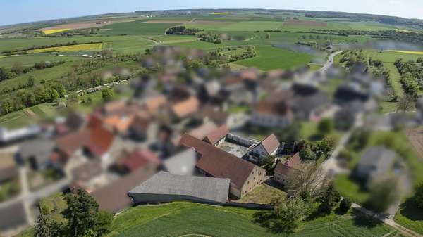 Luftaufnahme - Landwirtschaftlicher Betrieb in 97957 Wittighausen mit 166m² kaufen