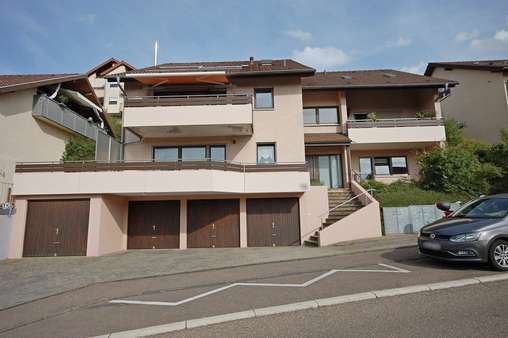 Hausansicht - Etagenwohnung in 97980 Bad Mergentheim mit 78m² kaufen