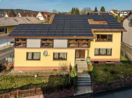 Außenansicht - Zweifamilienhaus in 74743 Seckach mit 320m² kaufen