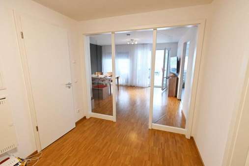 Flur - Etagenwohnung in 79224 Umkirch mit 106m² als Kapitalanlage kaufen