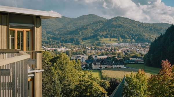 Beispielhafter Weitblick - Etagenwohnung in 79183 Waldkirch mit 91m² kaufen