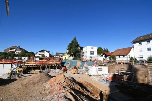 September 2025, Baugrube September 2025, Baugrube - Etagenwohnung in 79211 Denzlingen mit 113m² kaufen