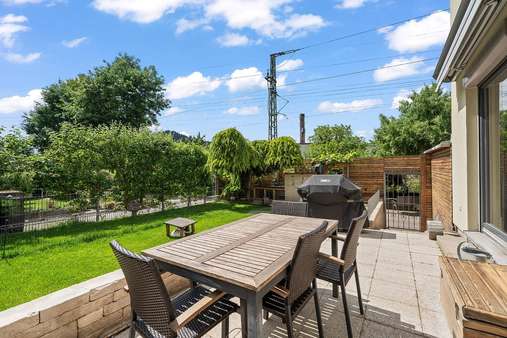 Terrasse 1 - Reihenendhaus in 79183 Waldkirch mit 152m² kaufen
