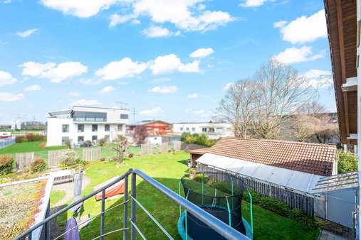 Aussicht in den Garten - Mehrfamilienhaus in 79279 Vörstetten mit 223m² kaufen