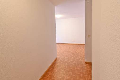 Flur - Erdgeschosswohnung in 79183 Waldkirch mit 54m² kaufen