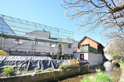 Rohbau und Nebengebäude - Einfamilienhaus in 79331 Teningen mit 161m² kaufen