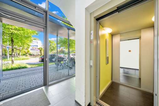 Barriere freier Eingang - Etagenwohnung in 79111 Freiburg mit 82m² kaufen