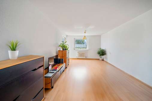 Wohnzimmer - Etagenwohnung in 79194 Gundelfingen mit 59m² kaufen