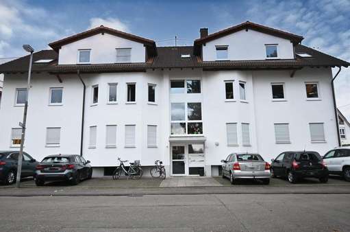 Hausansicht - Erdgeschosswohnung in 79336 Herbolzheim mit 80m² kaufen