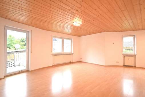 Wohnzimmer - Erdgeschosswohnung in 79336 Herbolzheim mit 80m² kaufen
