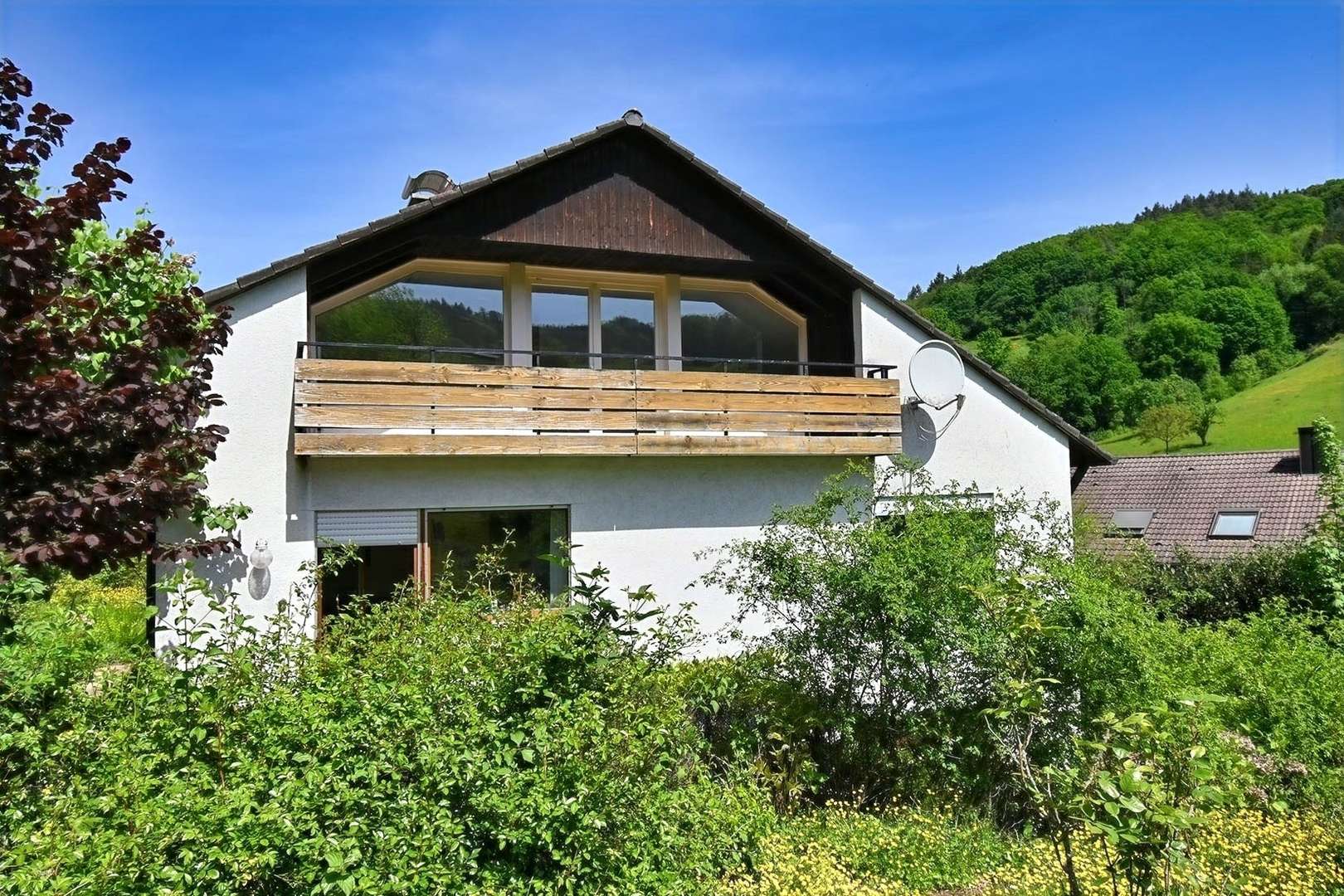 Hausansicht - Zweifamilienhaus in 79183 Waldkirch mit 208m² kaufen