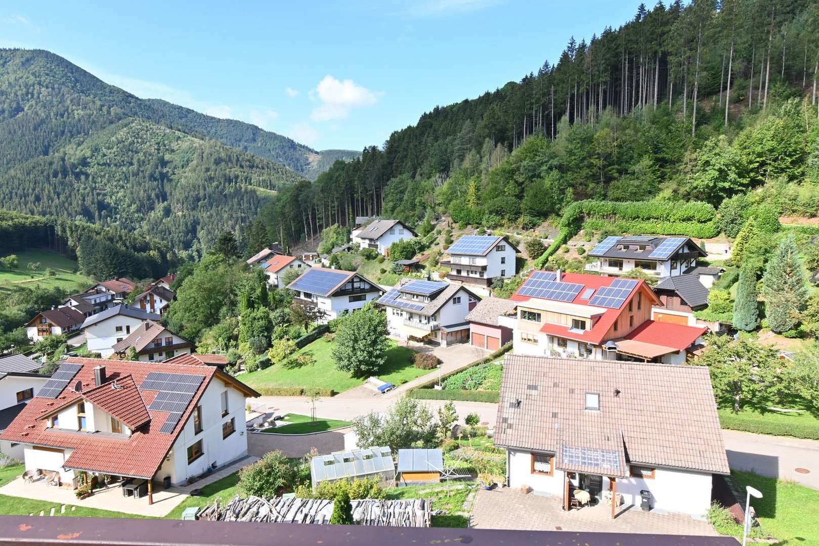 Ausblick - Dachgeschosswohnung in 79263 Simonswald mit 106m² kaufen