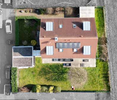 Vogelperspektive Haus mit Garten - Landhaus in 79194 Heuweiler mit 311m² kaufen