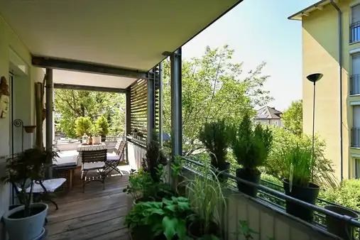 Moderne, bezugsfreie 4-Zimmer-Eigentumswohnung in Top-Lage 