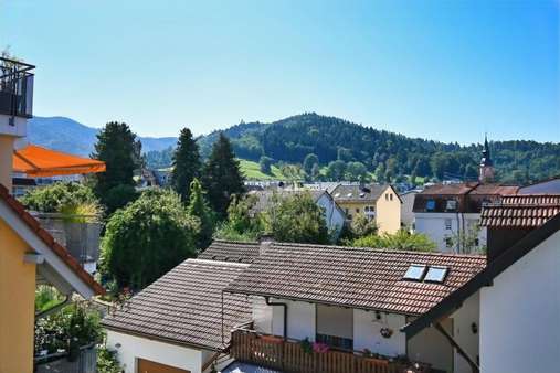 Ausblick - Dachgeschosswohnung in 79183 Waldkirch mit 111m² kaufen