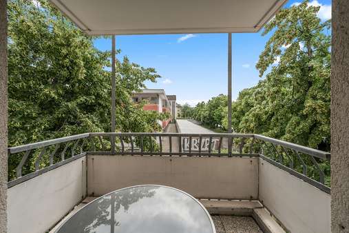 Aussicht - Etagenwohnung in 79106 Freiburg mit 90m² kaufen