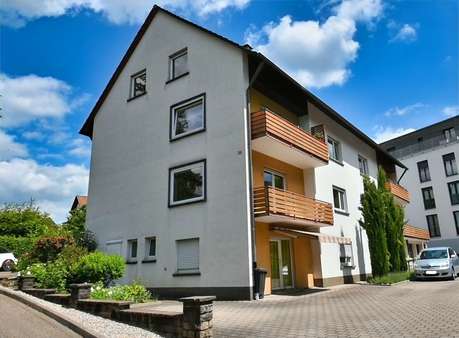 Hausansicht - Erdgeschosswohnung in 79183 Waldkirch mit 75m² kaufen