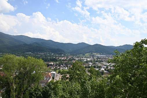 Ausblick über Kollnau bis Waldkirch Ausblick über Kollnau bis Waldkirch - Etagenwohnung in 79183 Waldkirch mit 87m² kaufen