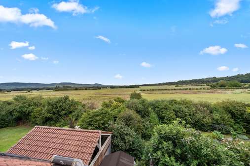 Aussicht vom Studio - Doppelhaushälfte in 79291 Merdingen mit 155m² kaufen