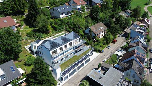 Außenansicht Drohnenaufnahme Außenansicht Drohnenaufnahme - Erdgeschosswohnung in 79183 Waldkirch mit 197m² kaufen