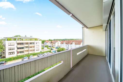 Balkon mit Aussicht - Etagenwohnung in 79346 Endingen mit 84m² kaufen