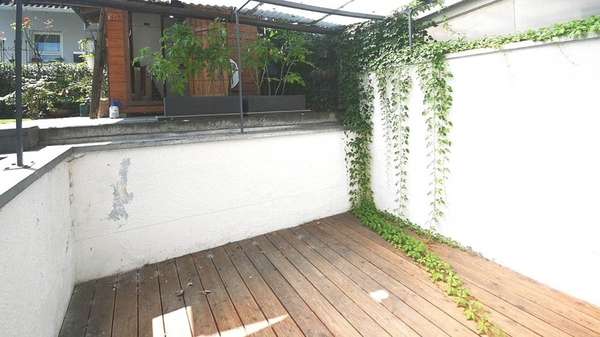 überdachte Terrasse überdachte Terrasse - Souterrain-Wohnung in 77933 Lahr mit 75m² kaufen