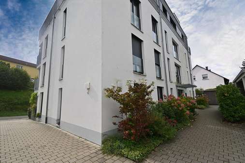 Eingang Eingang - Etagenwohnung in 79183 Waldkirch mit 108m² kaufen