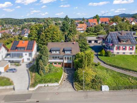 Hausansicht Hausansicht - Zweifamilienhaus in 79312 Emmendingen mit 243m² kaufen