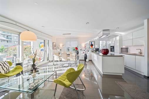 offener Wohnbereich - Erdgeschosswohnung in 79106 Freiburg mit 95m² kaufen