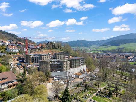 Luftbild April 2025 - Etagenwohnung in 79183 Waldkirch mit 105m² kaufen