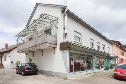 Außenansicht Außenansicht - Dachgeschosswohnung in 79585 Steinen mit 53m² kaufen