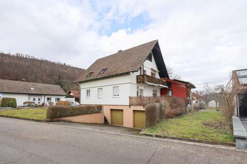 Außenansicht - Zweifamilienhaus in 79618 Rheinfelden mit 220m² kaufen