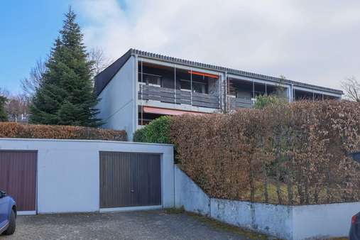 Außenansicht Front Außenansicht Front - Reihenendhaus in 79540 Lörrach mit 156m² kaufen