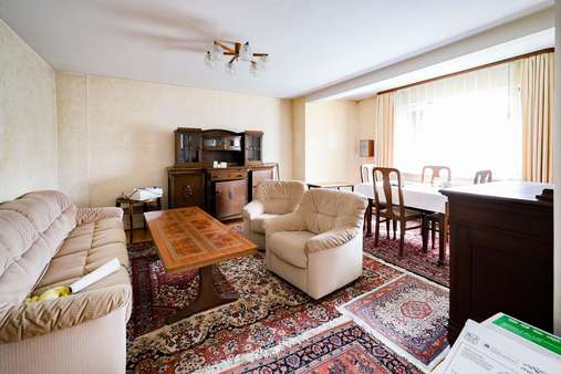 Wohnzimmer - Doppelhaushälfte in 79618 Rheinfelden mit 122m² kaufen