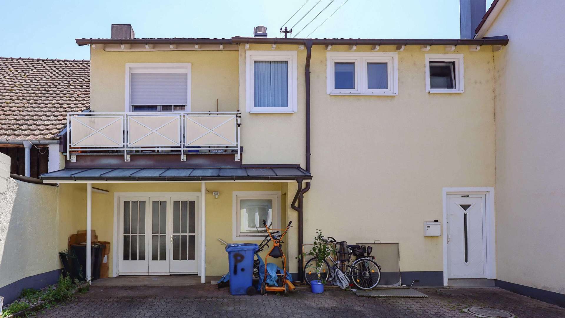 Außenansicht Front Außenansicht Front - Mehrfamilienhaus in 79639 Grenzach-Wyhlen mit 106m² kaufen