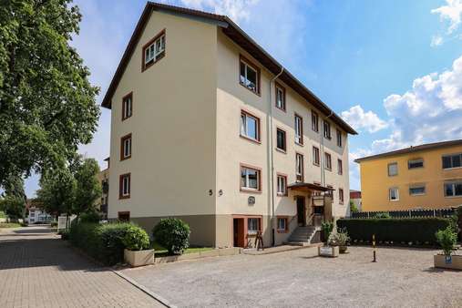 Außenansicht - Etagenwohnung in 79650 Schopfheim mit 85m² kaufen