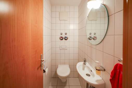 Gäste-WC Gäste-WC - Erdgeschosswohnung in 79539 Lörrach mit 67m² kaufen