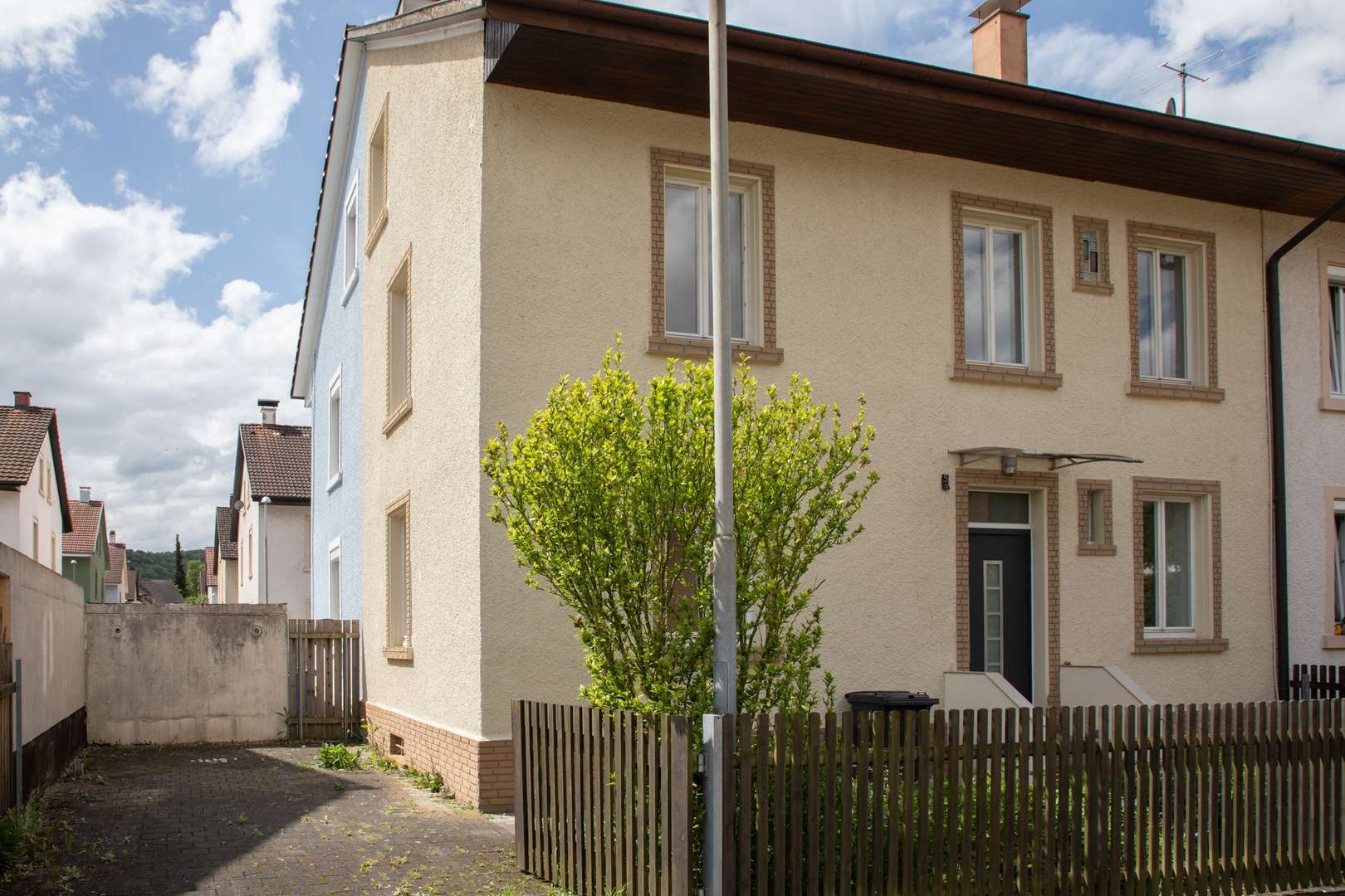 Ansicht Nordost Ansicht Nordost - Doppelhaushälfte in 79541 Lörrach mit 110m² kaufen