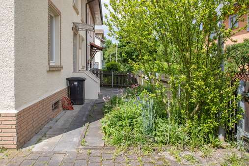 Eingangsbereich Eingangsbereich - Doppelhaushälfte in 79541 Lörrach mit 110m² kaufen