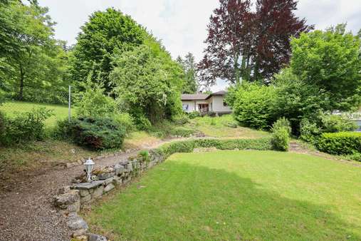 Ansicht Ansicht - Einfamilienhaus in 79639 Grenzach-Wyhlen mit 260m² kaufen