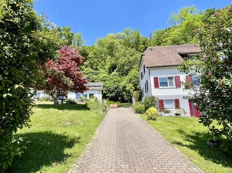 Haus rechts ist vermietet Haus rechts ist vermietet - Einfamilienhaus in 79639 Grenzach-Wyhlen mit 200m² kaufen