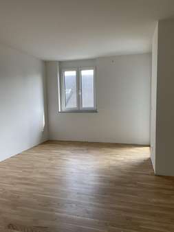 Zimmer - Etagenwohnung in 79395 Neuenburg mit 118m² kaufen