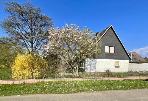 Ihr neues Zuhause - Einfamilienhaus in 79426 Buggingen mit 140m² kaufen