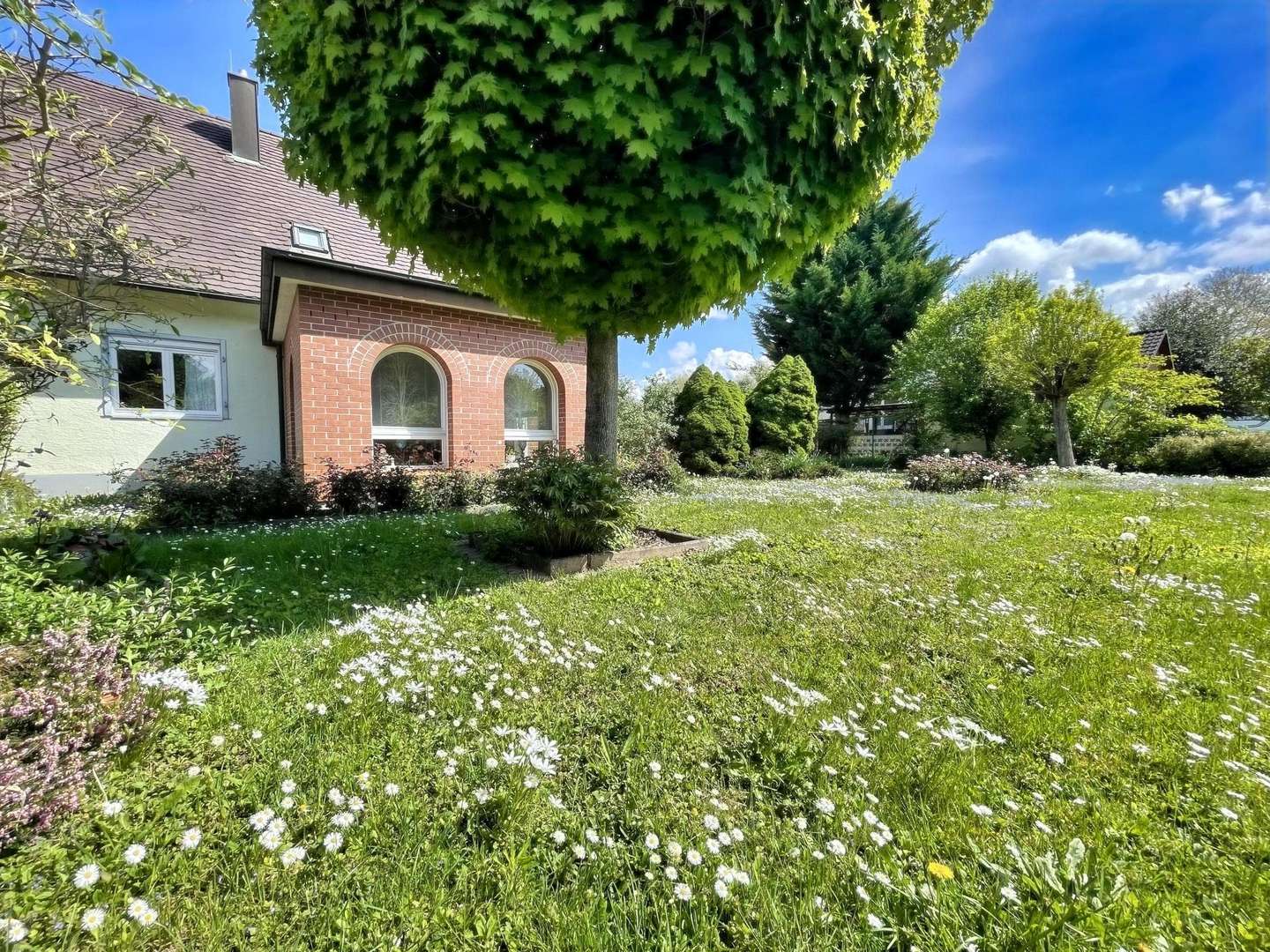 Haus mit großem Garten - Einfamilienhaus in 79424 Auggen mit 120m² kaufen