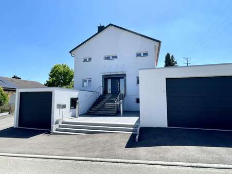 Frontansicht Frontansicht - Einfamilienhaus in 79588 Efringen-Kirchen mit 170m² kaufen