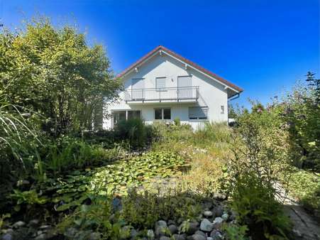 Eigenheim mit Garten und Teich - Doppelhaushälfte in 79379 Müllheim mit 165m² kaufen