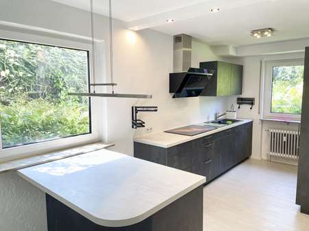 2 Fenster zur Küche - Souterrain-Wohnung in 79576 Weil am Rhein mit 87m² kaufen