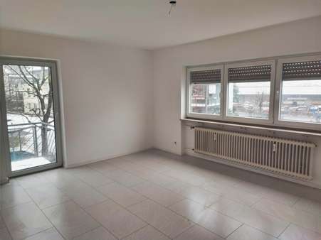 Wohnzimmer - Mehrfamilienhaus in 79664 Wehr mit 465m² als Kapitalanlage kaufen