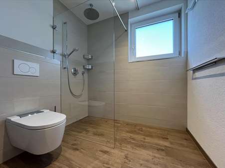 Badezimmer Badezimmer - Etagenwohnung in 79798 Jestetten mit 91m² kaufen